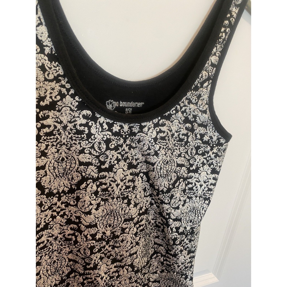 No Boundaries Small Black Shimmering Silver Tank Top - Picture 3 of 5